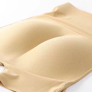 Quần Độn Mông Định Hình Tạo Đường Cong Tự Nhiên DAN L&U M222