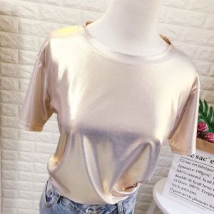SIMPLETEN Bright Silk T-shirt Summer Shiny Short Sleeve Tshirt Fashion Retro Show Costumes for Women