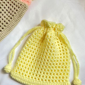 Fionas Crochet Waffle Makeup Bag/Travel Drawstring Bag旅行简约化妆包华夫格束口袋抽绳包 CB003