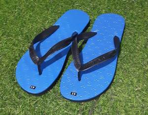 dép kẹp nam xỏ ngón nam đế có lớp tẩy cao su chống trượt nền xốp mềm mang êm chân siêu bền size từ 38-43..