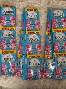 DOWNY FABRIC CONDITIONER ANTIBAC (BLUE) x12 sachet (26ML)
