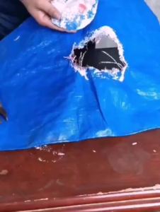 Truck tarpaulin repair tape canvas tarpaulin cloth货车篷布修补胶带帆布苫布油布防雨布三防布彩条雨布专用修补胶带