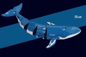 Mini RC Water Spraying and Diving Whale for pool use