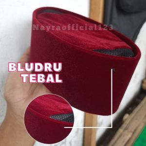 Peci merah maroon betawi peci betawi merah maroon bludru tebal berkualitas