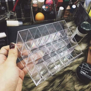 [HCM]Khay Đựng Son 24 ô Khay Mỹ Phẩm 24 Ô Chất Liệu Nhựa Cứng Cáp Nhựa Trong Suốt Dễ Dàng Nhìn Và Tìm Kiếm - PucaMart
