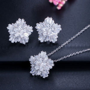 SEQUITO Elegant Women Jewelry Set Silver Plated Full Paved Setting White Blue AAA Cubic Zircon Snowflake Pendant Necklace Stud Earrings for Daily Party Wear SJ297
