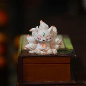 [COD] Abulaia Cute Nine-tailed Fox Miniatures Statue Bedroom Desktop Figurines Ornaments Bionic Art Aesthetic Home Decor