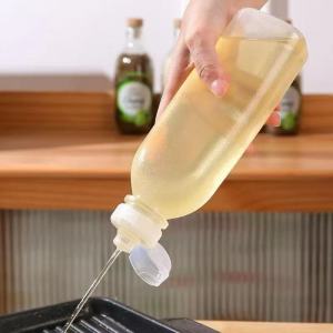 Oil Bottle Kitchen Spray Bottle Condiment Squeeze Bottles Cooking Baking