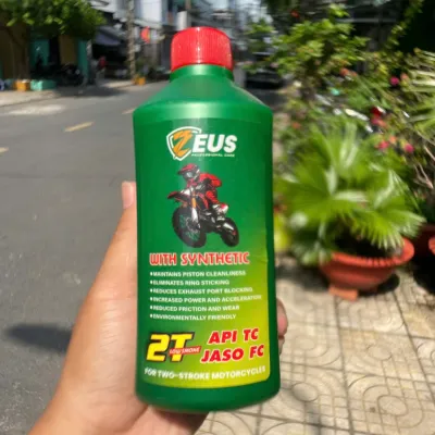 Nhớt Thơm Pha Cho Xe 2 Thì Zeus 500ml Phù Hợp Cho Tất Cả Dòng Xe 2 Thì