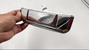 มือเปิดฝาท้าย(ตัวกลาง) Toyota Mighty-X Tiger[Tiger D4D] Vigo & Vigo Champ ชุบ/สีดำ # 69090-0K040 / 69090-89102