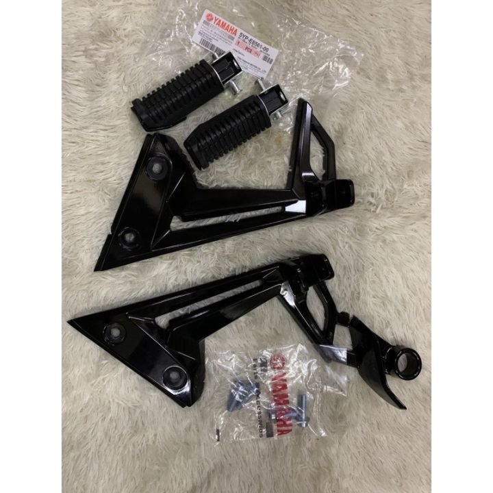 YAMAHA LC135 New V2 V3 V4 V5 V6 REAR FOOTREST BRACKET FOOT REST LH RH