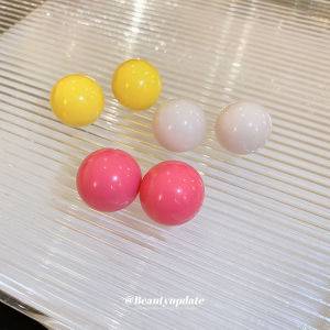 ต่างหูผู้หญิง เข็มสีเงินลูกบอลสีลูกบอลตะปู - ประเภทผู้หญิงและสีที่เหมาะสม