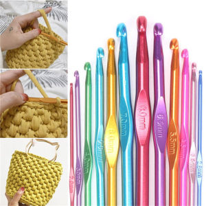 8Pcs/Set 2-5.5mm Different Size Colored Aluminum Crochet Hooks Needles Set Tools Crochet Needle for Weaving and Knitting