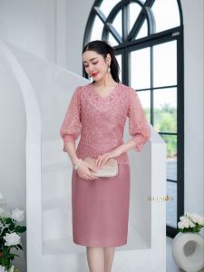 All Ladies เดรสผ้าไหมลูกไม้ใยบวบคอวีแขนจั้ม