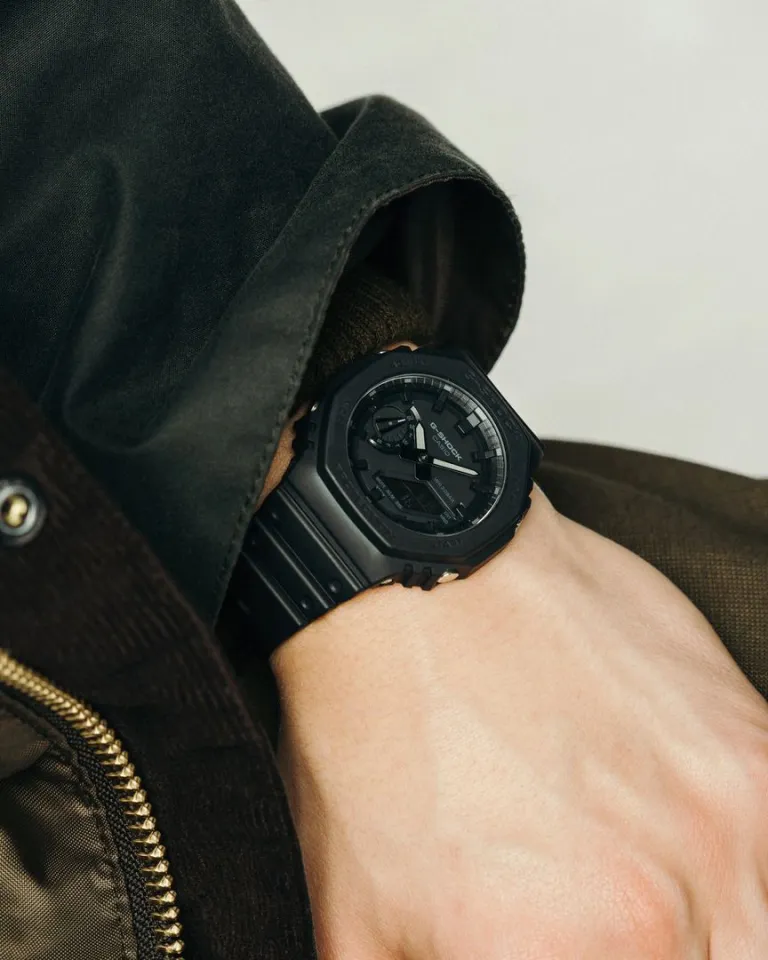 OFFICIAL WARRANTY) Casio G-Shock GA-2100-1A1 Carbon Guard Core