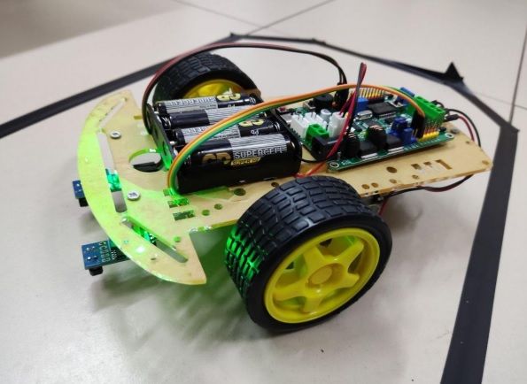 Arduino STEM RBT project: Arduino Durian Line Following Line Tracer ...