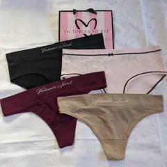 Victoria's Secret Seamless Underwear Panty Bought in U.S available in Medium  size onhand t