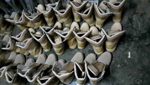 Sepatu Safety Boots DLTA tinggi 8inci TERMURAH - Athalastore - Tactical Proyek Hiking/KREM/HITAM - Size 39-44 - Stock Terbatas