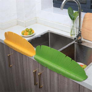 1pc Sink Splash Guard Kitchen Sink Washbasin Water Barrier Sink Splash Cover with Suction Cup Suitable for Laboratory Sink Dishwashing Basin Vegetable Washing Basin Kitchen Utensils