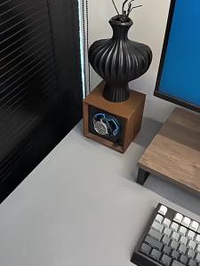 Suitable for 17 Metallic Paint Corrugated Magnetic Phone Case iPhone16promax Ultra-thin Matte Case