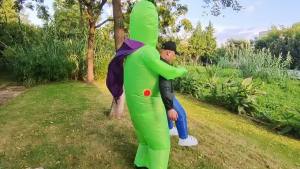 Cross-Border Halloween Alien Inflatable Clothing TikTok Performance Doll Funny Costume Props Green Ghost Hug Man Inflatable Clothing