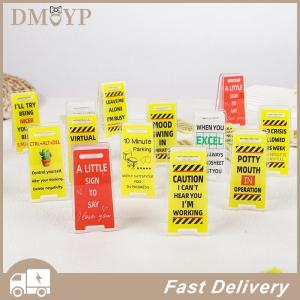 [DMYP] ป้ายอะคริลิค ปล่อยให้ฉันอยู่คนเดียวฉันกำลังยุ่ง ของขวัญสำหรับตกแต่งสำนักงานที่น่าขบขันคลิปติดตั๋วบนเดสก์ท็อปสำหรับเพื่อนร่วมงาน