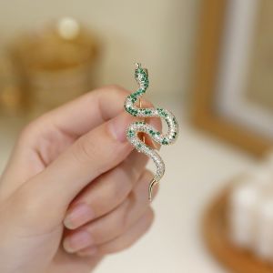 MAOMEI STUDIO Animal Zodiac Snake Brooch Sparkling Minimalist Snake Lapel Pin Vintage Geometric Rhinestone Collar Pins Small Gifts