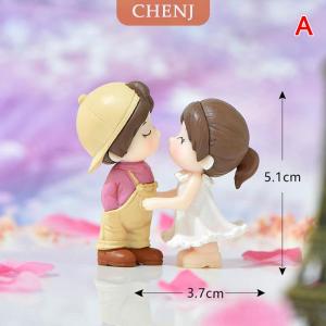[COD] CHENJ คู่เต้นรำขนาดเล็กของตกแต่งบ้านเค้กของขวัญบ้านตุ๊กตาของตกแต่งบ้าน1คู่