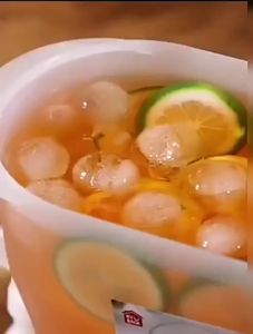 BÌNH NƯỚC 3.5L CÓ VÒI ĐỂ TỦ LẠNH Vuadienmay