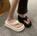 Anti Slip Flat Sandals Thickened Soft Sole Slippers For Women. 