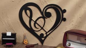 Heart Metal Music Wall Decor Musical Notes Metal Wall Art Vintage Theme Note Hanging Sign for Music Room Bedroom Living Room or Classroom 13.78 x 12.6 Inches