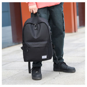 Classic School Backpack with USB Port Simple Casual Backpack for Men Waterproof Light Travel Bag 31x43x12 cm