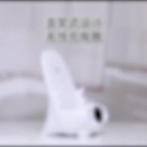 15W แท่นชาร์จศัพท์ไร้สายแบบตั้งโต๊ะ แท่นชาร์จไร้สายแบบตั้งโต๊ะที่ชาร์จเร็ว ของขวัญ