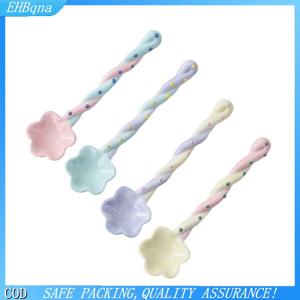 [COD] 1Pc Ceramic Long Handle Spoon Cute Ice Cream Hand Painted Dessert Spoon with Long Handle Kitchen Tableware Accessories