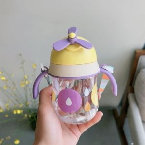 Bình uống nước uống sữa chống sặc cho bé Bình nước chong chóng bình nước cho bé có kèm dây đeo tiện lợi (300ml)