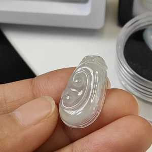 #YPQ Yi Pin Qian Natural Type A Jadeite Ruyi good quality pendant