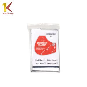 Satu Keluarga Emergency Blanket Selimut Darurat Hangat C1307 Blanket Thermal Aluminium Portabel