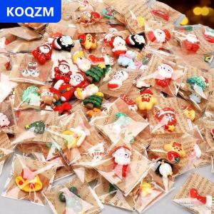 [COD] KOQZM 10 20 30 40 50Pcs Santa Claus Snowman Giáng Sinh Trang Trí Cây Đồ Chơi Trẻ Em Cho Món Quà Hỗn Hợp Nhựa Giáng Sinh Tủ Lạnh Nam Châm