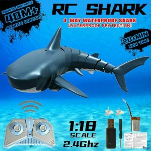 T11 Radio Control Shark (life-like in water)
