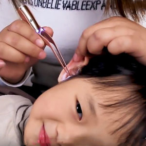 COD OBlue 1 Pcs Ear Picks Children Led Light Ear Cleaning Tool for Ear Hygiene Care