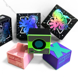 X1 ลำโพงมินิ แบบพกพา Mini Bluetooth Speaker ลำโพงบลูทูธ เซอร์ราวด์ 360° เชื่อมต่อได้2ตัว Bluetooth ซับวูฟเฟอร์ สินค้าส่งไวจากกทม.