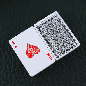 Hộp Quẹt Bật Lửa Hình Lá Bài K Cơ Át Cơ Loại Xịn Cầm Chắc Tay