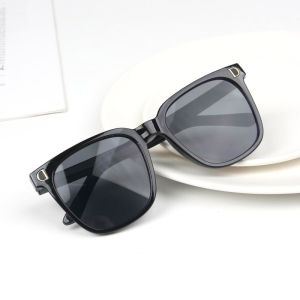 3 - 8 ปี แว่นตาเด็ก ทรงเหลี่ยม รุ่นใหม่ !!  ฟรีซองใส่แว่น+ผ้าเช็ด