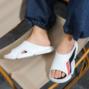 KDAShop มาใหม่จัดส่งเร็วทันใจ รองเท้าแตะแฟชั่นคุณผู้ชาย พื้นนิ่มสวมใส่สบายไม่เจ็บเท้ามีสีให้เลือก 4สีแบบจัดเต็ม ดีไซน์สุดเท่สะดุดตา