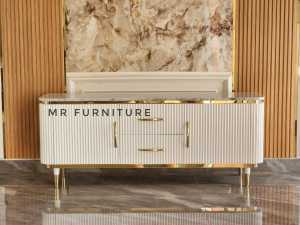 Meja Tv Salur Kombinasi Lis Gold Stainless dan Brass