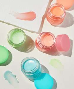 LANEIGE Lip Sleeping Mask EX Berry (20g) (3gx3pcs) Sample Size #Berry #Grapefruit #Apple Lime #Mint Choco #Exfoliate lips overnight #Chewy tight lip Nourish&Hydrate Smooth Soft Supple Lips