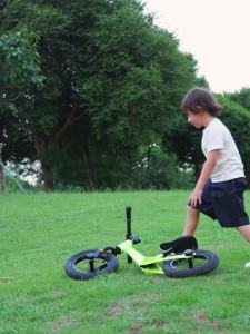Balance Bike For Kids Childrens Balance Bicycle Pedal-Free Toy Car Kids Balance Bike With Training