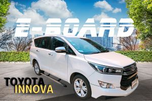 บันไดข้างสไลด์อัจฉริยะ E-BOARDสำหรับ Toyota Innova 2015+