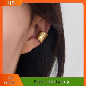 HB Fashion Retro Women Piercless Ear Clip Earring Classic Wide C Shape Trendy Earcuff Earrings Girl Gift Simple Daily Wear Jewelry