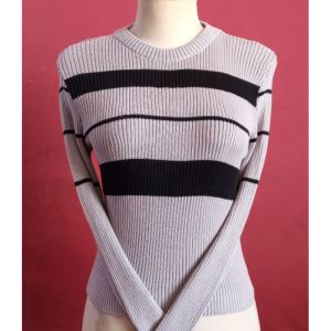 blus MODEL BARU SALUR PRETTY TURTLENECK KWALITAS YG JADI NO 1